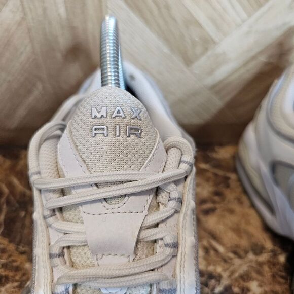 Nike women's Air Max Tail Wind white running training shoes size 7.5. - Picture 9 of 11